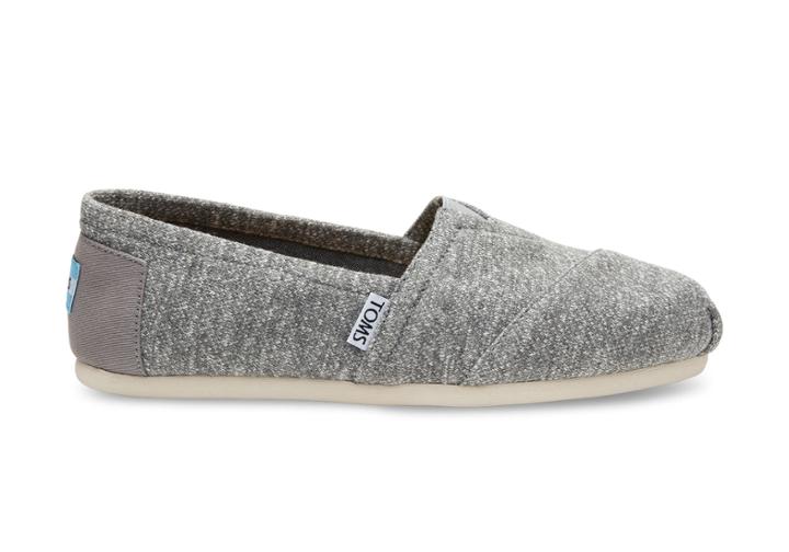 Toms Product Catalog: Footwear Sku:889556098385