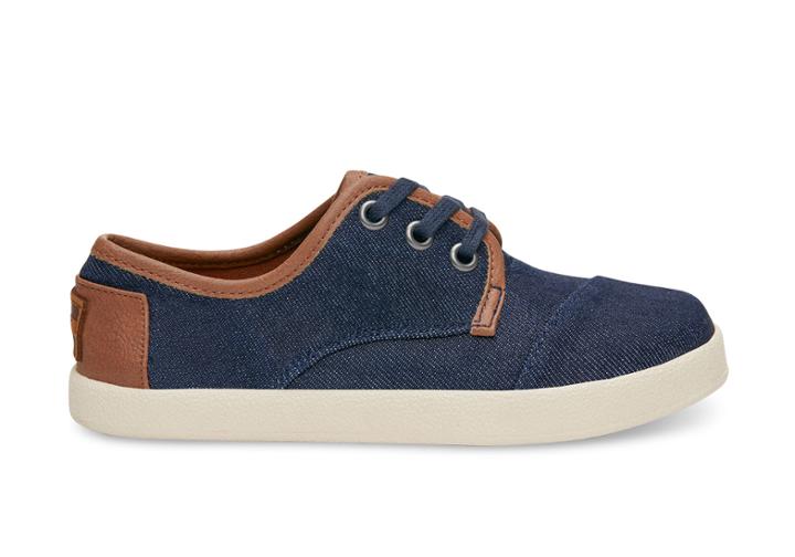 Toms Product Catalog: Footwear Sku:889556111879