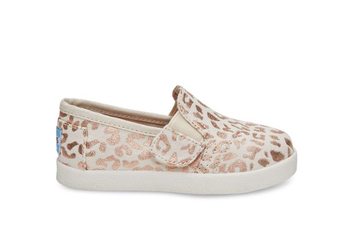 Toms Product Catalog: Footwear Sku:889556138203