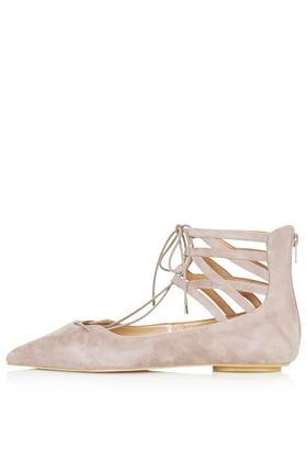 Topshop Kathy Ghillie Point Shoe