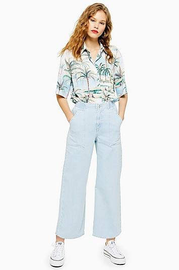 Topshop Bleach Wash Elastic Waist Crop Jeans