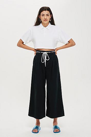 Topshop Moto Wash Black Pleated Crop Jeans