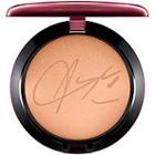 Mac Bronzing Powder / Aaliyah - Baby Girl (pure Golden W/ Soft Pearl)
