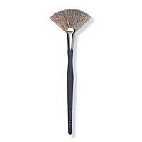 Ulta Beauty Collection Fan Highlight Brush #23