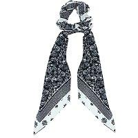 Capelli New York Printed Satin Tailed Twister