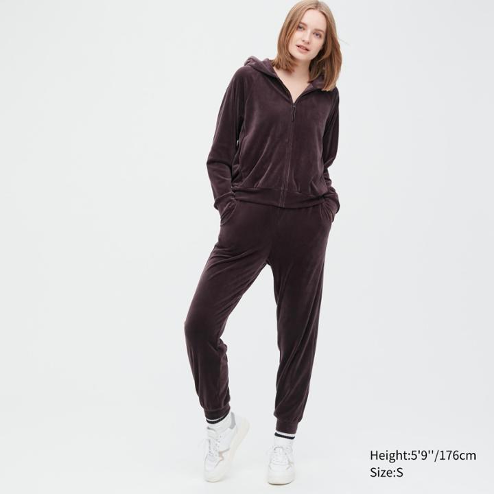 Uniqlo Ultra Stretch Smooth Jogger Pants