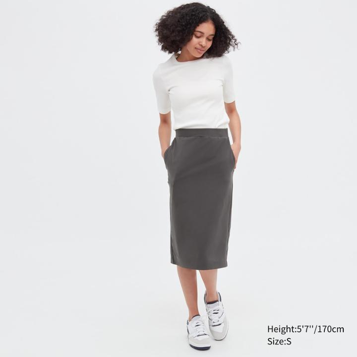 Uniqlo Ultra Stretch Active Narrow Midi Skirt