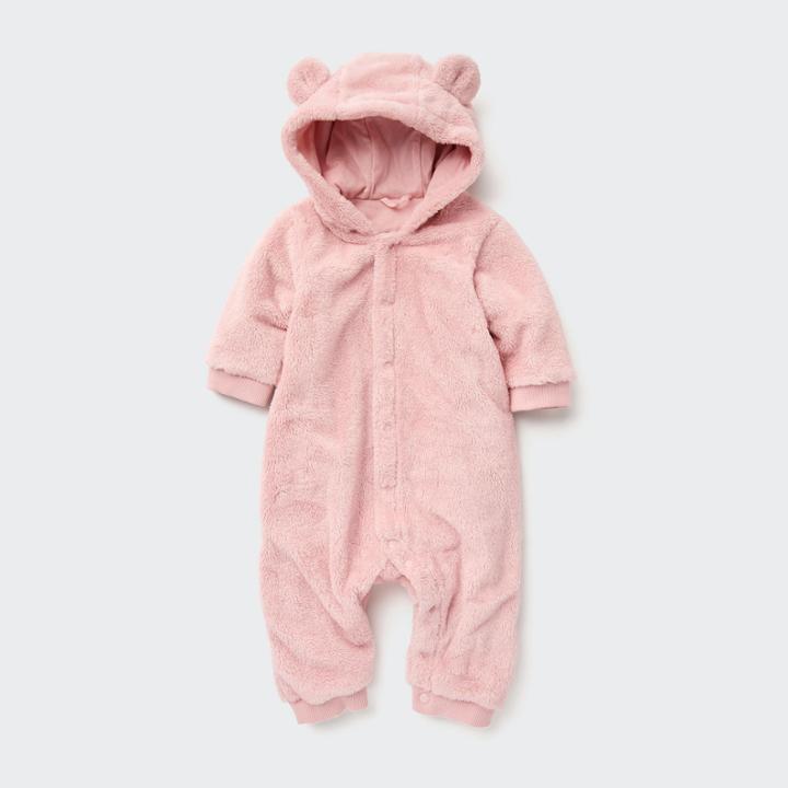 Uniqlo Fluffy Yarn Fleece One Piece Outfit