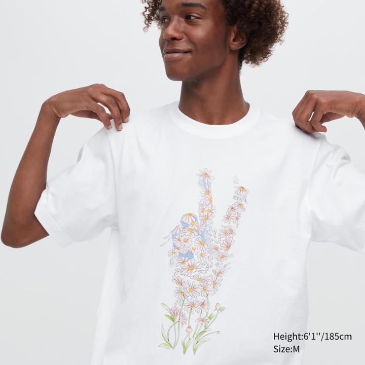 Uniqlo Peace For All Ut (jw Anderson) (short-sleeve Graphic T-shirt)
