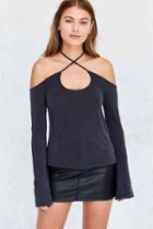 Urban Outfitters Silence + Noise Bellatrix Off-the-shoulder Criss Cross Top,black,l