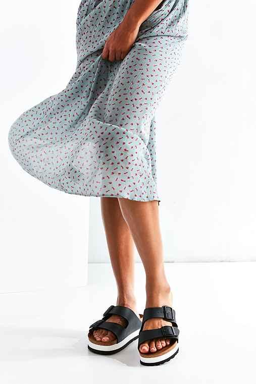 Urban Outfitters Birkenstock Arizona Platform Slide,black,euro 40