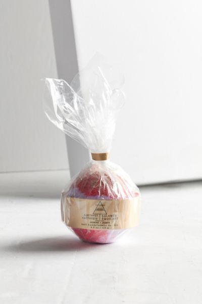 Adorn Bath Bomb