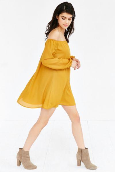 Ecote Off-the-shoulder Swing Dress