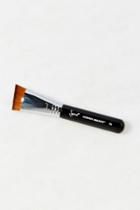 Urban Outfitters Sigma Beauty F56 Accentuate Highlight Brush