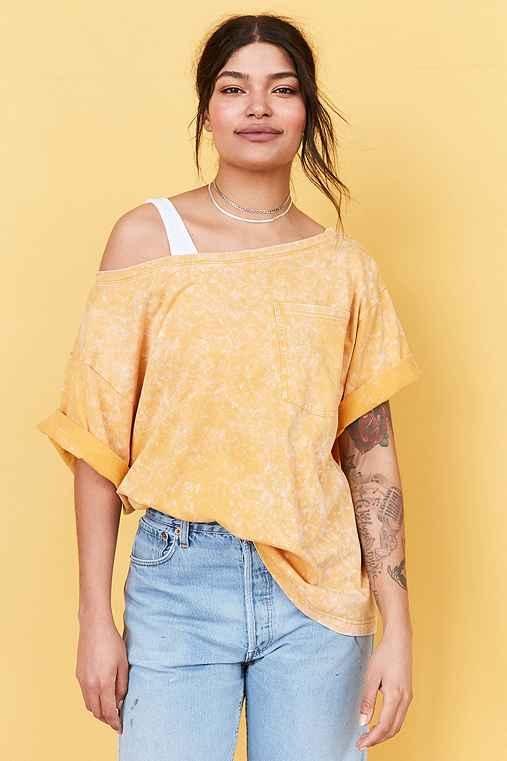 Urban Outfitters Bdg Killian Off-the-shoulder Oversized Tee,yellow,m