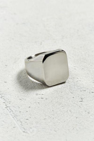 Roial Pinky Ring