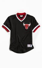 Mitchell & Ness Mitchell & Ness Nba Chicago Bulls Mesh V-neck Top