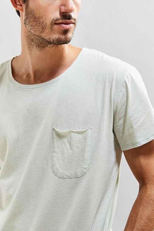 Urban Outfitters Feathers Curved Hem Tee,mint,xs