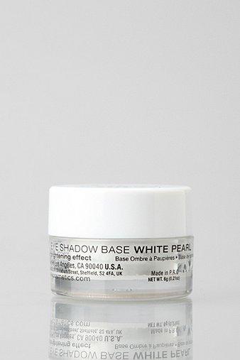 Nyx Eye Shadow Base
