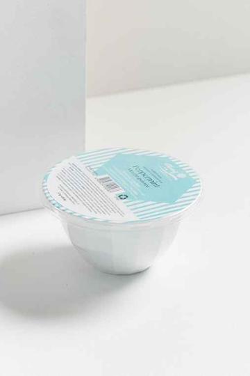 Urban Outfitters Ettang Modeling Take-out Cup Mask,peppermint,one Size