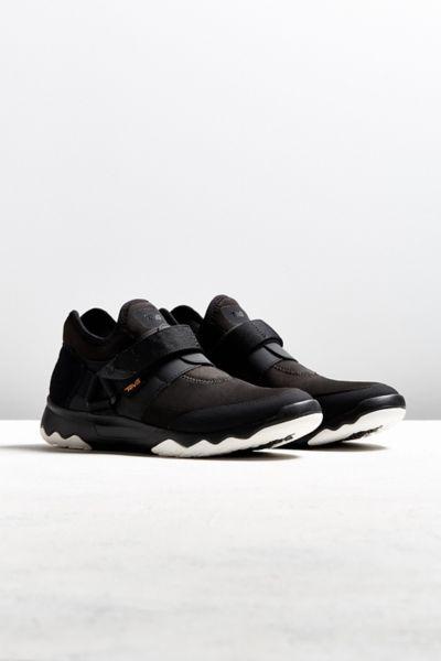 Urban Outfitters Teva Arrowood Evo Wp Sneaker