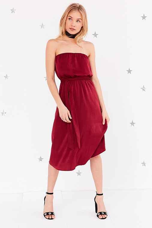 Urban Outfitters Silence + Noise Satin Strapless Tie-waist Midi Dress,maroon,l