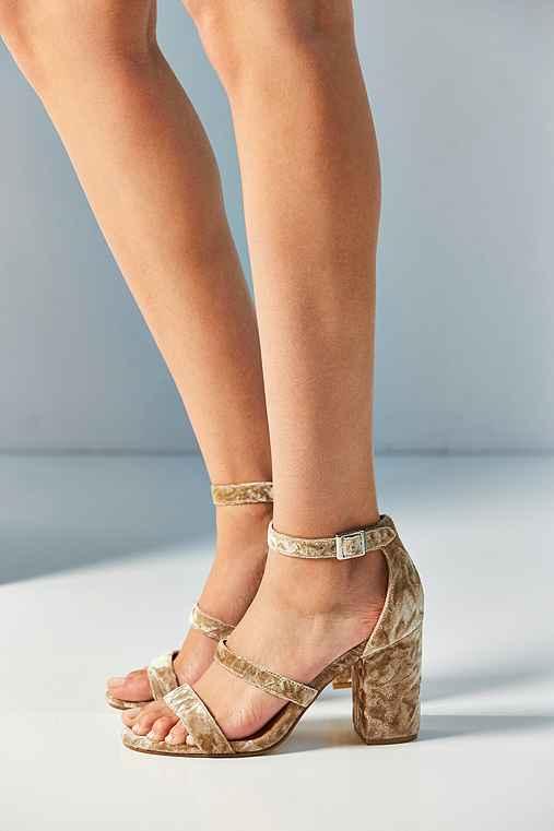Urban Outfitters Lara Velvet Heel,pearl,10