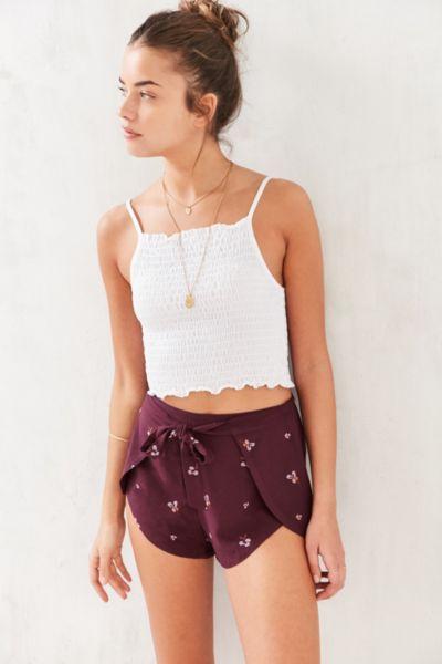 Kimchi Blue Whitney Floral Wrap Short
