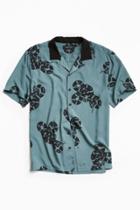 Urban Outfitters Uo Snake Rayon Short Sleeve Button-down Shirt