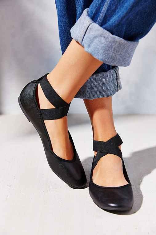 Urban Outfitters Kimchi Blue Elastic Cross-strap Flat,black,10
