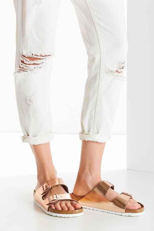 Urban Outfitters Birkenstock Metallic Arizona Slide,copper,euro 37
