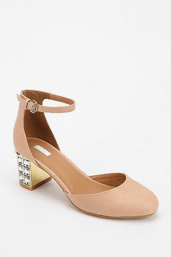 Cooperative Jeweled Heel