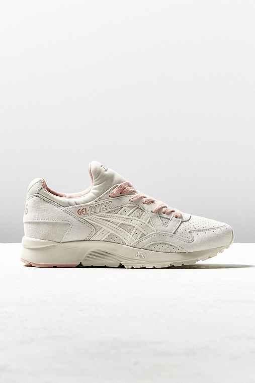 Urban Outfitters Asics Gel Lyte V Sneaker,tan,8