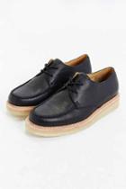 Urban Outfitters Clarks Beckery Field Shoe,black,13