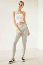 Urban Outfitters Silence + Noise Donna Stirrup Pant,grey,xs
