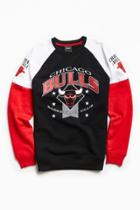 Urban Outfitters Chicago Bulls '95 Fleece Crew Neck Sweatshirt