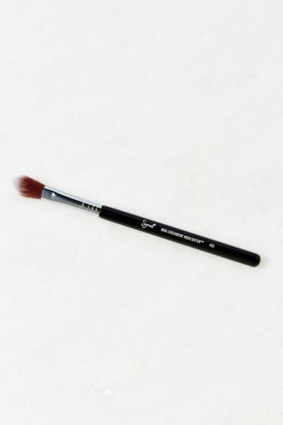 Sigma Beauty F03 High Cheekbone Highlighter Brush