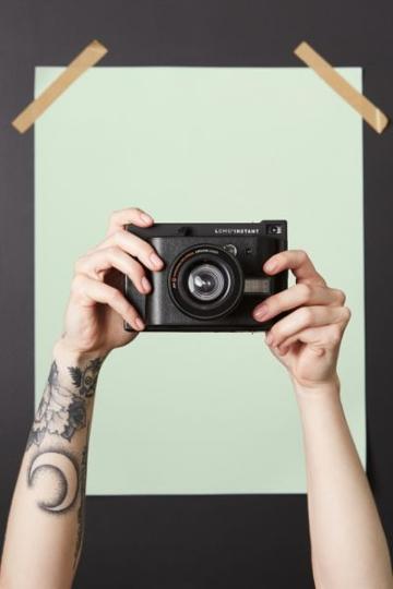 Lomography Lomo'instant Camera And Lens Set