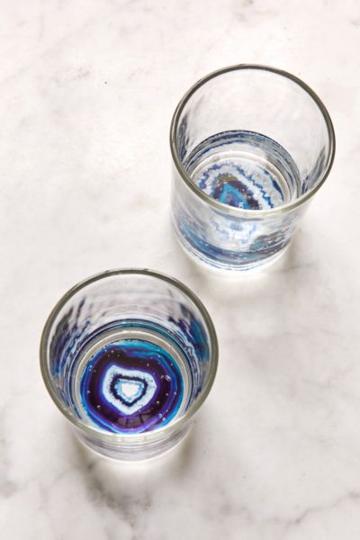 Urban Outfitters Geode Bottom Glasses Set