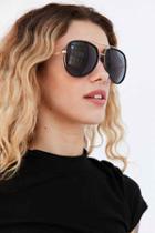Urban Outfitters Quay Needing Fame Aviator Sunglasses,black,one Size