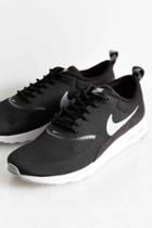 Urban Outfitters Nike Air Max Thea Sneaker,black,6