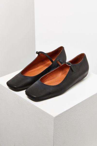 Urban Outfitters Jeffrey Campbell Marmee Mary Jane Flat