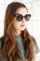 Urban Outfitters Festival Round Sunglasses,black,one Size