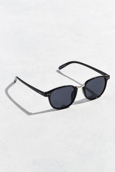 Urban Outfitters Refined Round Sunglasses