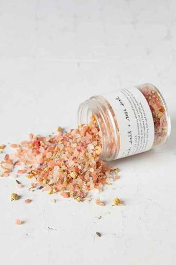 Urban Outfitters Fig + Moss Premium Bath Soak,pink Salt + Rose,one Size