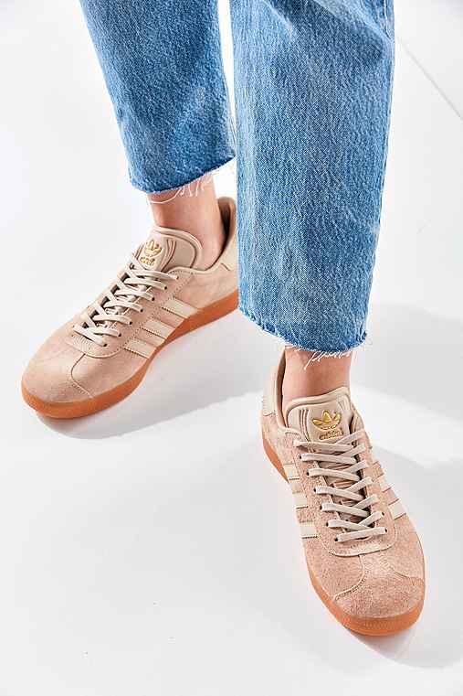 Urban Outfitters Adidas Originals Suede Gum-sole Gazelle Sneaker,tan,w 8.5/m 7