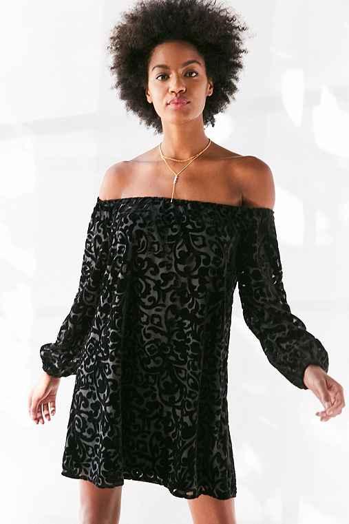 Urban Outfitters Ecote Burnout Velvet Off-the-shoulder Mini Dress,black,l