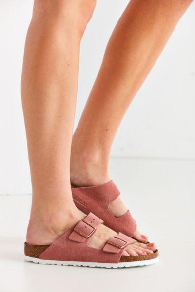 Urban Outfitters Birkenstock Arizona Soft Footbed Slide