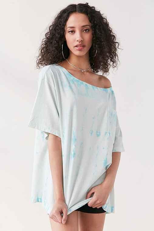 Urban Outfitters Bdg Killian Off-the-shoulder Oversized Tee,blue Multi,m
