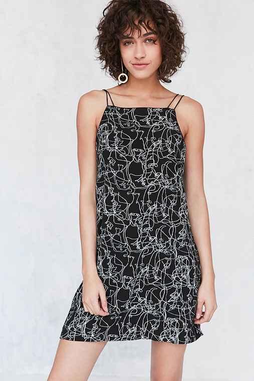Urban Outfitters Silence + Noise Ella Printed Crepe Shift Mini Dress,black & White,xs